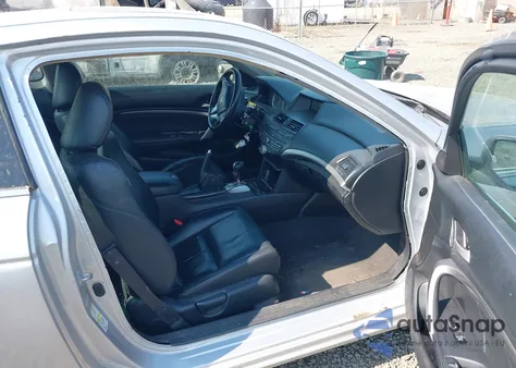 2009 Honda Accord 2.4 Ex-L z USA, uszkodzony, nr VIN 1HGCS12809A800824